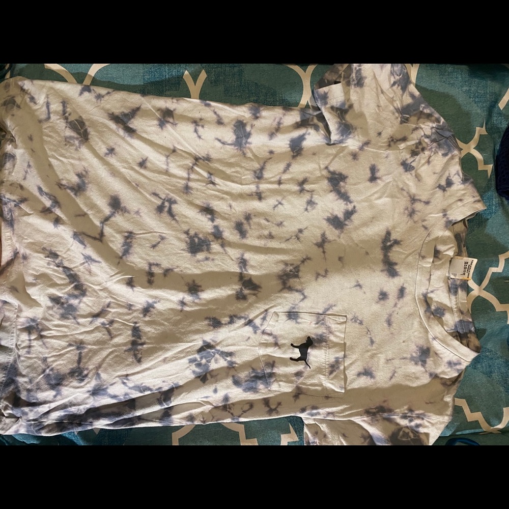 Brand:Pink(tie dye) shirt